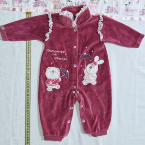 Macacão bebê bordô manga longa bordado, 47 cm (única peça)