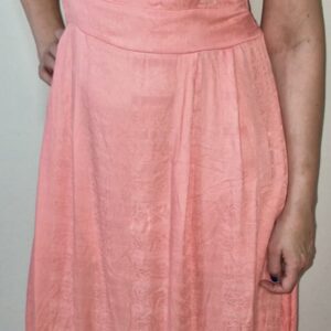 (Novo) Vestido longo elegante com textura jacquard.