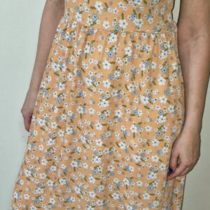 (Novo) Vestido longo estampa floral delicada.(Tam.M - única peça)